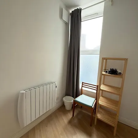 Cosy 2 Bed 1 Bath Flat In Dublin